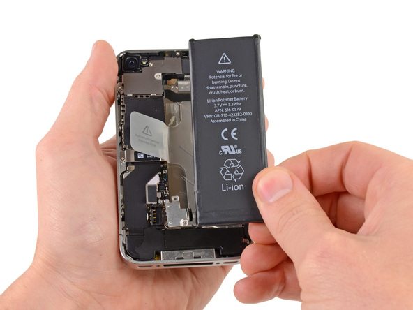 تعمیرات آیفون : آموزش تعویض باتری iPhone 4S (آیفون 4 اس)
