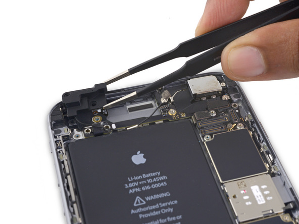 iPhone 6s Plus Top Left Wi-Fi Antenna Replacement