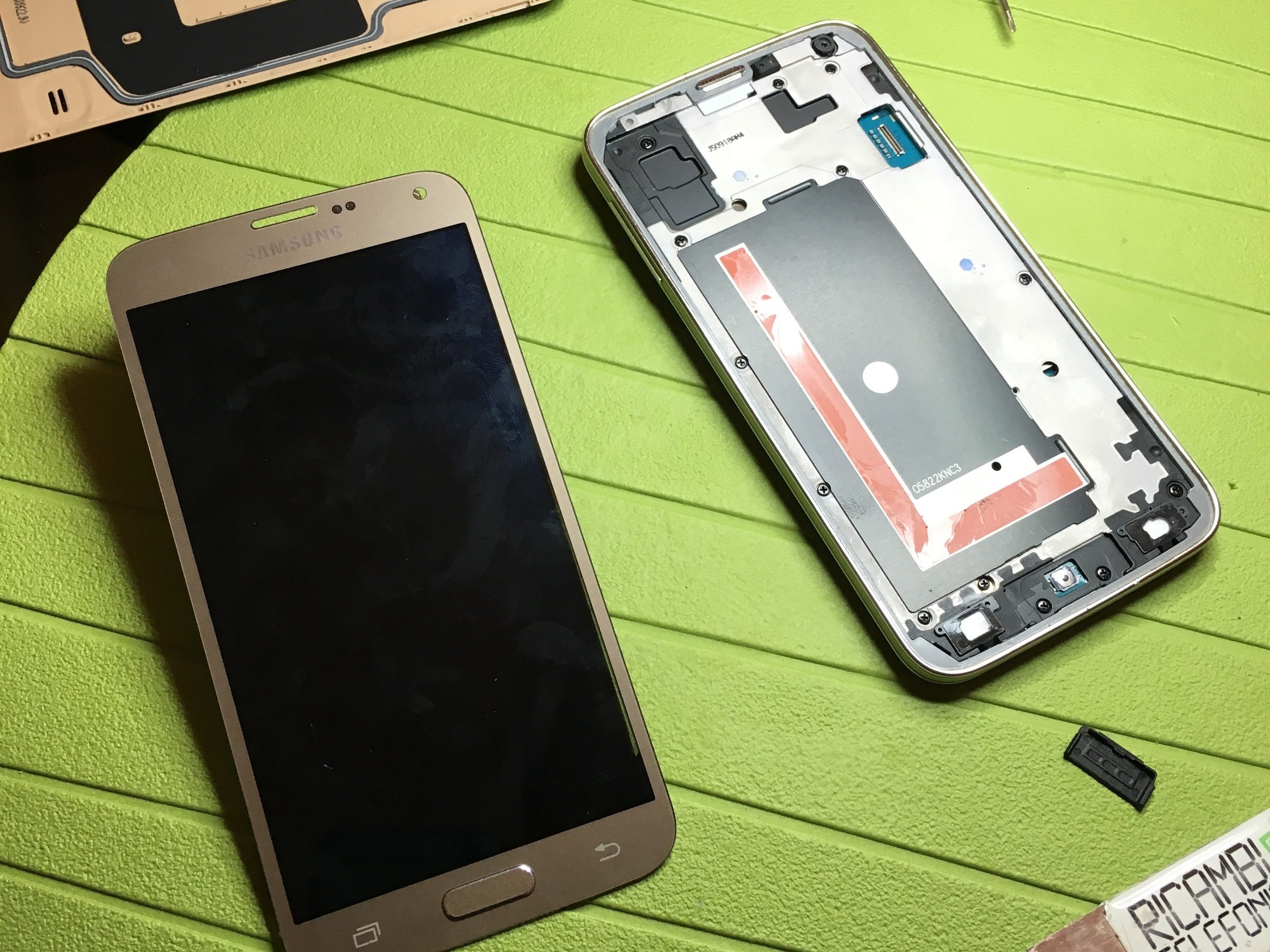 Samsung galaxy s5 neo Display Replacement