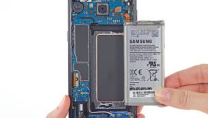 تعویض باتری S8 سامسونگ – G950 | موبایل کمک