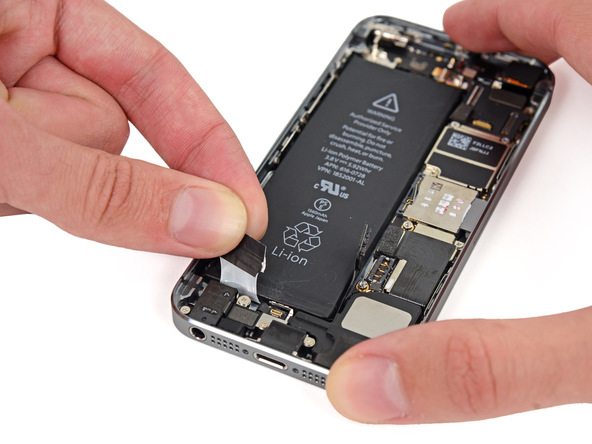 تعویض باتری آیفون 5s اپل