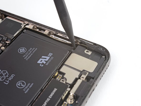 جداسازی کامل محفظه اسپیکر iPhone XS