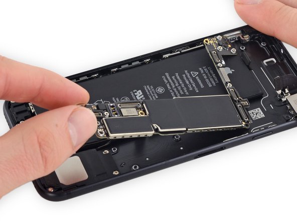 تعمیر برد iPhone 8 Plus |گارانتی اپل 