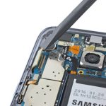 آزاد کردن کانکتور ال سی دی Galaxy S7