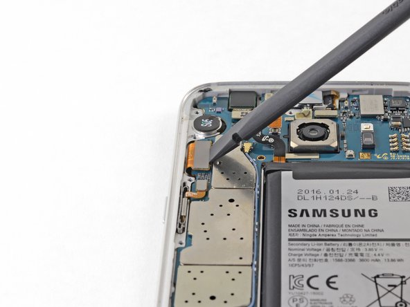 آزاد کردن کانکتور ال سی دی Galaxy S7 Edge
