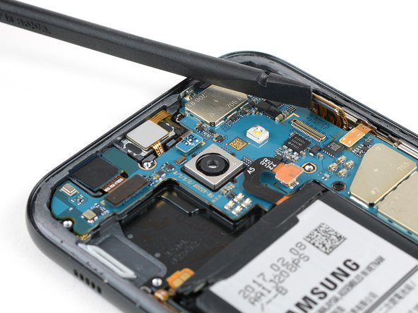 آزاد کردن کانکتور ال سی دی Galaxy A5 2017