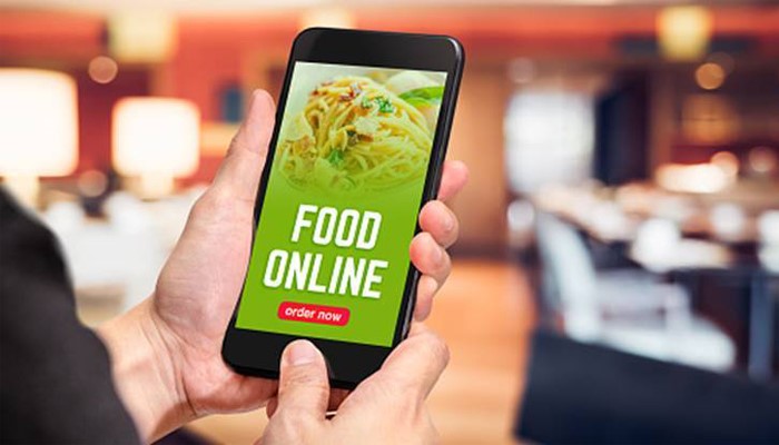 اهمیت سفارش غذا آنلاین بر کسب و کارها